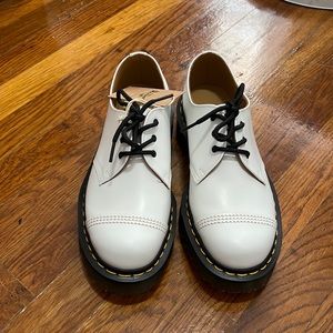 Dr. Martens AirWair loafers, white size 7 mens. New with tags.